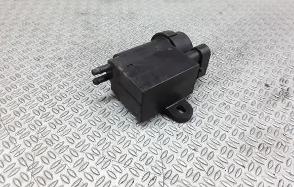Jeep Grand Cherokee (WJ) Vacuum valve 