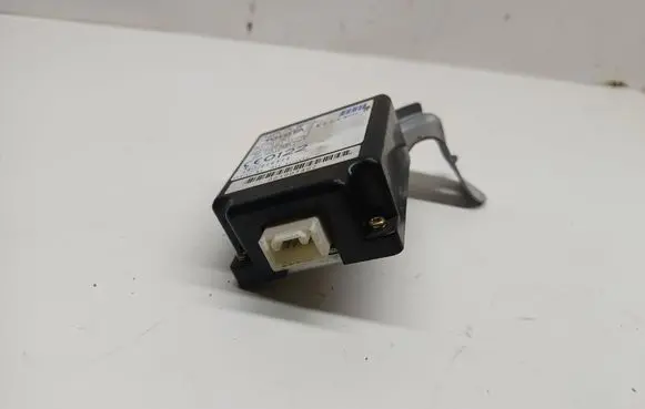 Toyota Prius (XW10) Door central lock control unit/module 8974147051 61B001000 001003802