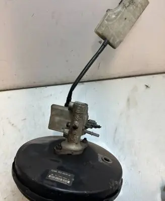 Ford C-MAX I Brake booster 3m512b195ak