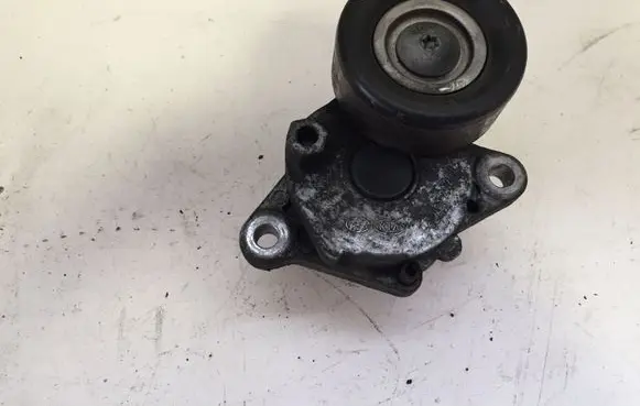 KIA Sportage Generator/alternator belt tensioner 252812A200