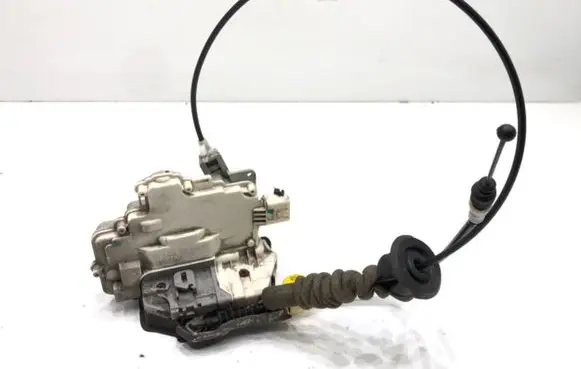 Audi A5 8T 8F Front door lock 8J1837016A