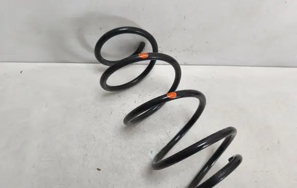 Nissan Qashqai Front coil spring 