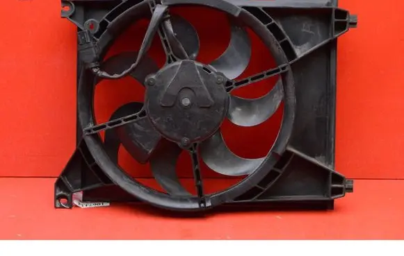 Hyundai Sonata Electric radiator cooling fan 3569631