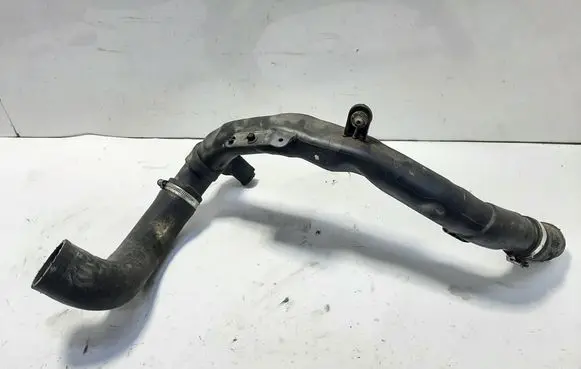 Volkswagen Tiguan Intercooler hose/pipe 1K0145840AB