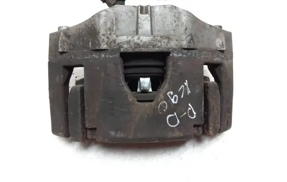 Volvo XC90 Front brake caliper 30657307