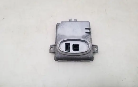 Volvo V70 Xenon control unit/module 6948180