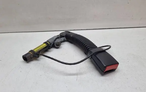 BMW X5 E53 Front seatbelt buckle 7078041