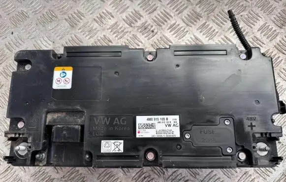 Audi SQ7 Hybrid / electric car battery 4M0915105B