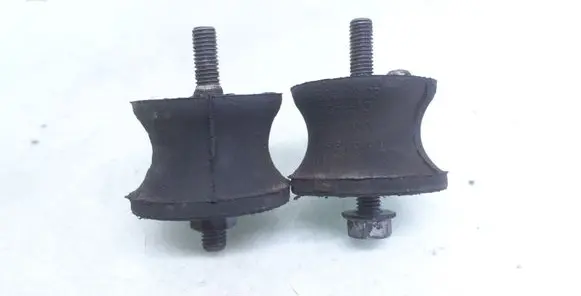 BMW 1 E81 E87 Gearbox mount 6753316 22316753316