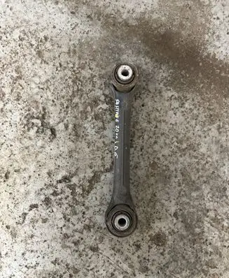 Rear control arm
