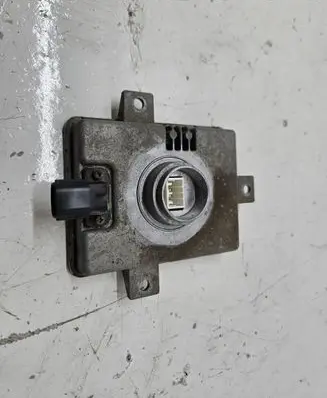Honda S2000 Headlight ballast module Xenon W3T14371 4528