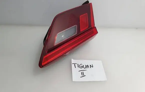 Volkswagen Tiguan Rear/tail lights 5NA945093F 2SA01252001 00018224