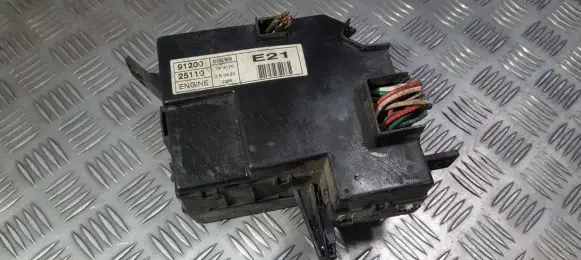 Hyundai Accent Fuse box set 9198125000 91981-25000