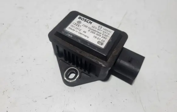 Volkswagen PASSAT B5.5 ESP acceleration yaw rate sensor 8E0907637A 0013912 0265005245