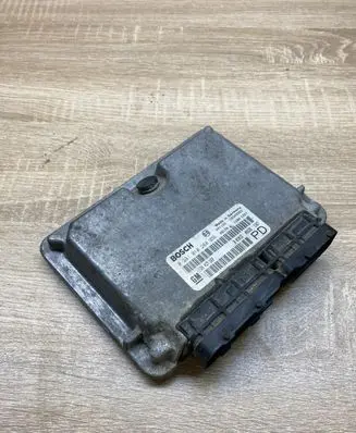 Opel Zafira A Engine control unit/module ECU 24417169 0281010268