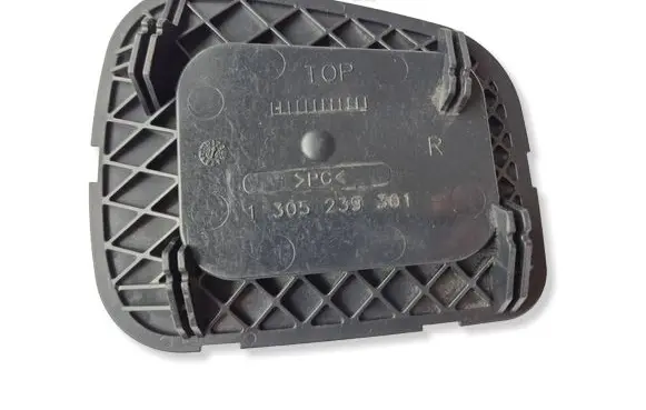 Volvo V50 Headlight/headlamp dust cover 1305239301