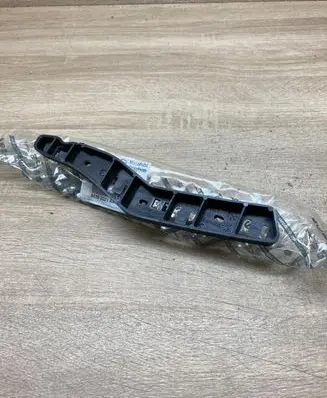 Fiat 500L Front bumper mounting bracket 0052056409 6839221AA