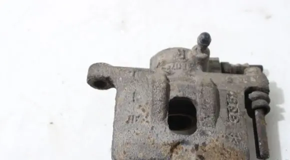 Mitsubishi Outlander Rear brake caliper