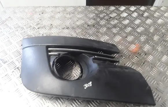 Peugeot 3008 I Front bumper lower grill 9685098077