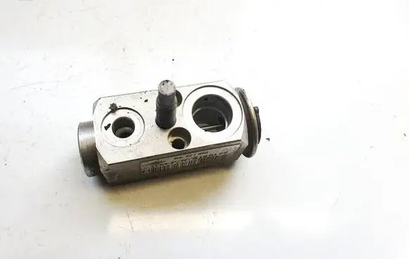 Opel Signum Air conditioning (A/C) expansion valve 327300 9180166