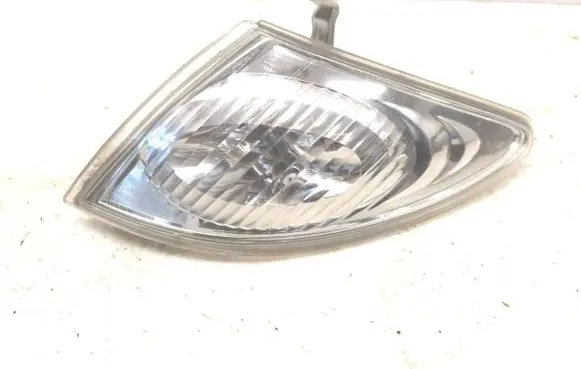 Mazda Premacy Front indicator light 1997L