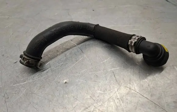 Ford Mondeo MK IV Breather hose/pipe 6G9Q6A886BC