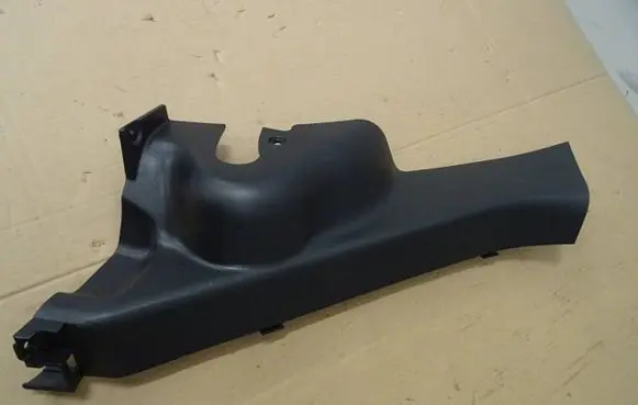 Hyundai i30 (D) pillar trim (bottom) 