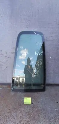 Renault Clio II Rear door window glass 12121213