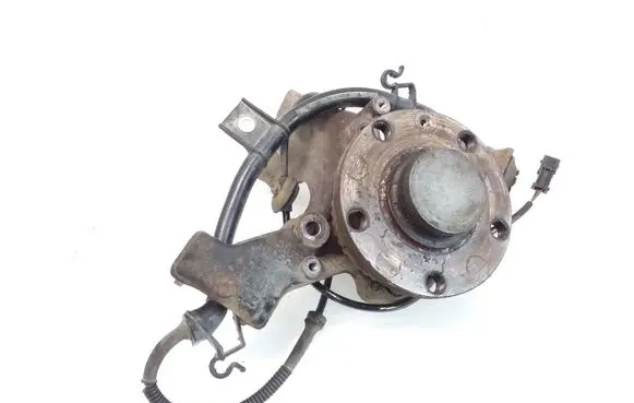 Audi A4 S4 B7 8E 8H Rear wheel hub spindle/knuckle 