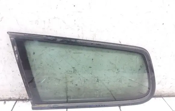 Volkswagen PASSAT B6 Rear side window AS2