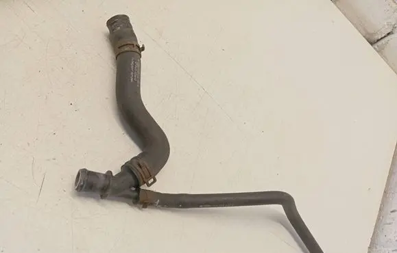 Volkswagen Transporter - Caravelle T5 Engine coolant pipe/hose 7H0121447E 7H0122157H
