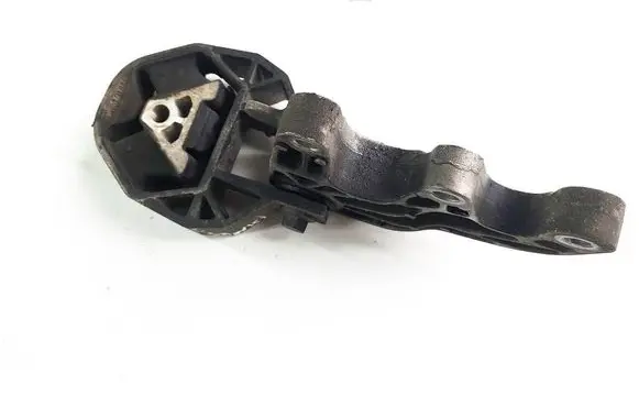 Volvo V50 Engine mount vacuum valve 