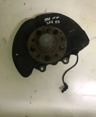 Mercedes-Benz E W212 Front wheel hub spindle knuckle A2124201144