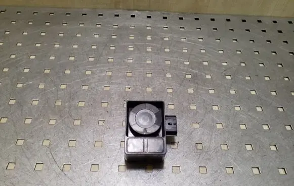 Alarm system siren