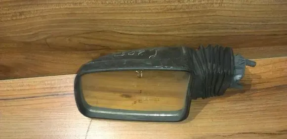 Peugeot 205 Front door electric wing mirror e200755