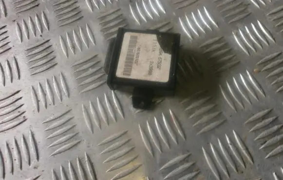 Mazda 323 Immobilizer control unit/module kb94675g2 1601600122