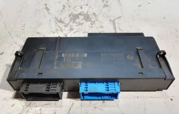 BMW 3 E90 E91 Comfort/convenience module 9119488 53230705 0301860
