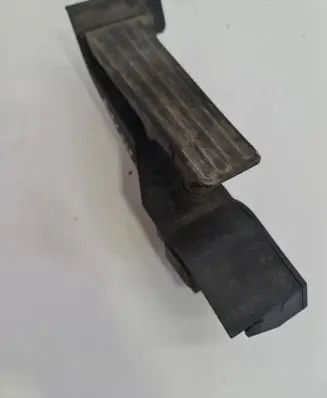 BMW 5 E39 Accelerator throttle pedal 6762480 25916010 060303