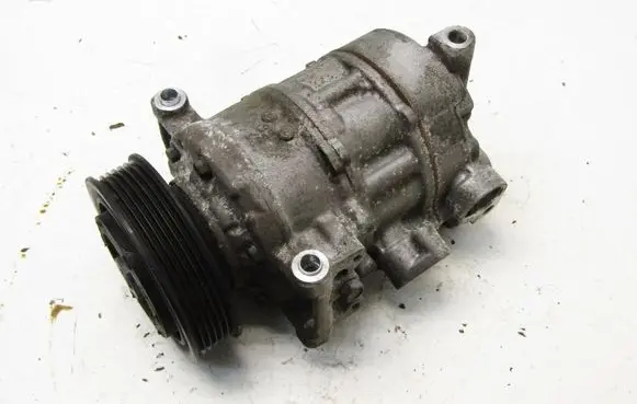 Audi A4 S4 B9 Air conditioning (A/C) compressor (pump) 4M0820803