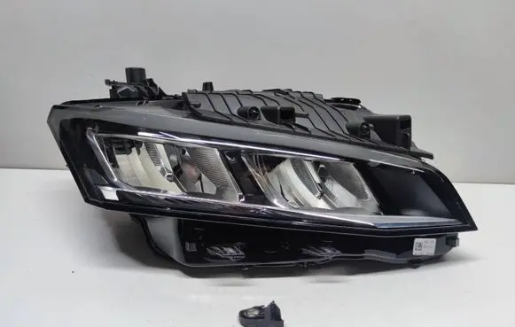 Peugeot 308 Headlight/headlamp 9851673580