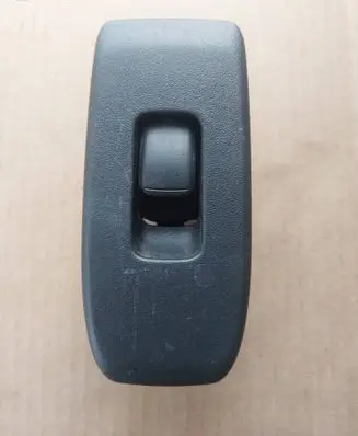 Mitsubishi Pajero Electric window control switch MR445659 2411D7