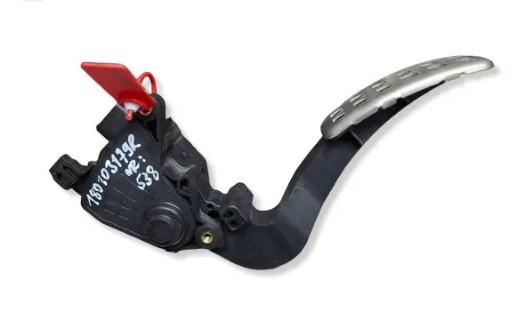 Renault Megane IV Accelerator throttle pedal S26301538 180103179R