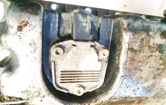 Volkswagen Phaeton Oil level sensor 1j0907660b 6pr008079-02
