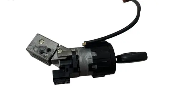 Peugeot 206 Ignition lock 36353100