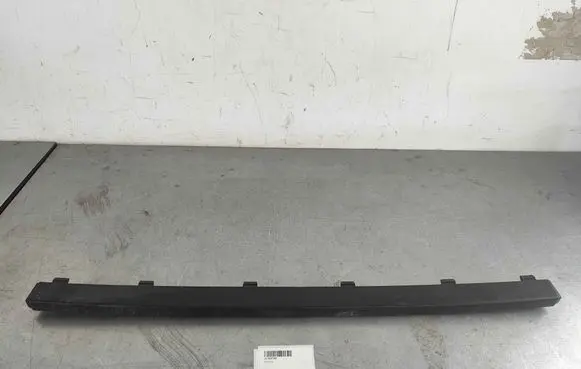 Volvo XC90 Front bumper splitter molding 31383799