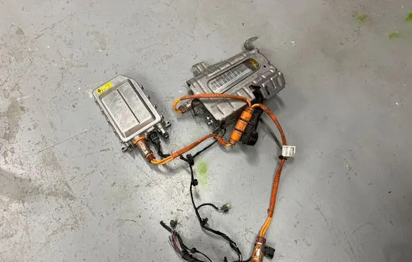 BMW i4 Hybrid/electric vehicle battery fan 5A81B30
