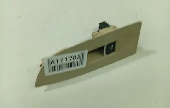 Volkswagen PASSAT CC Electric window control switch 3C8867375A