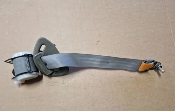 Nissan Patrol Y61 Third row seat belt 