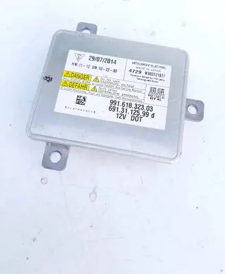 Porsche Macan (95B) Headlight ballast module Xenon 99161832303 W003T21871 6913112599
