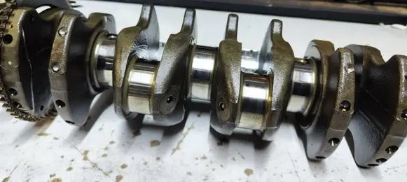 Opel Zafira B Crankshaft 